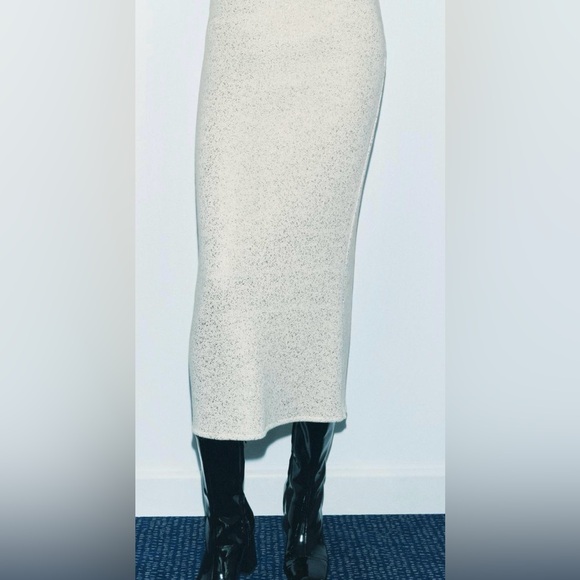 Zara Metallic Thread Rustic Ivory Knit Midi Skirt | Small | Stunning | NWT - Picture 2 of 9